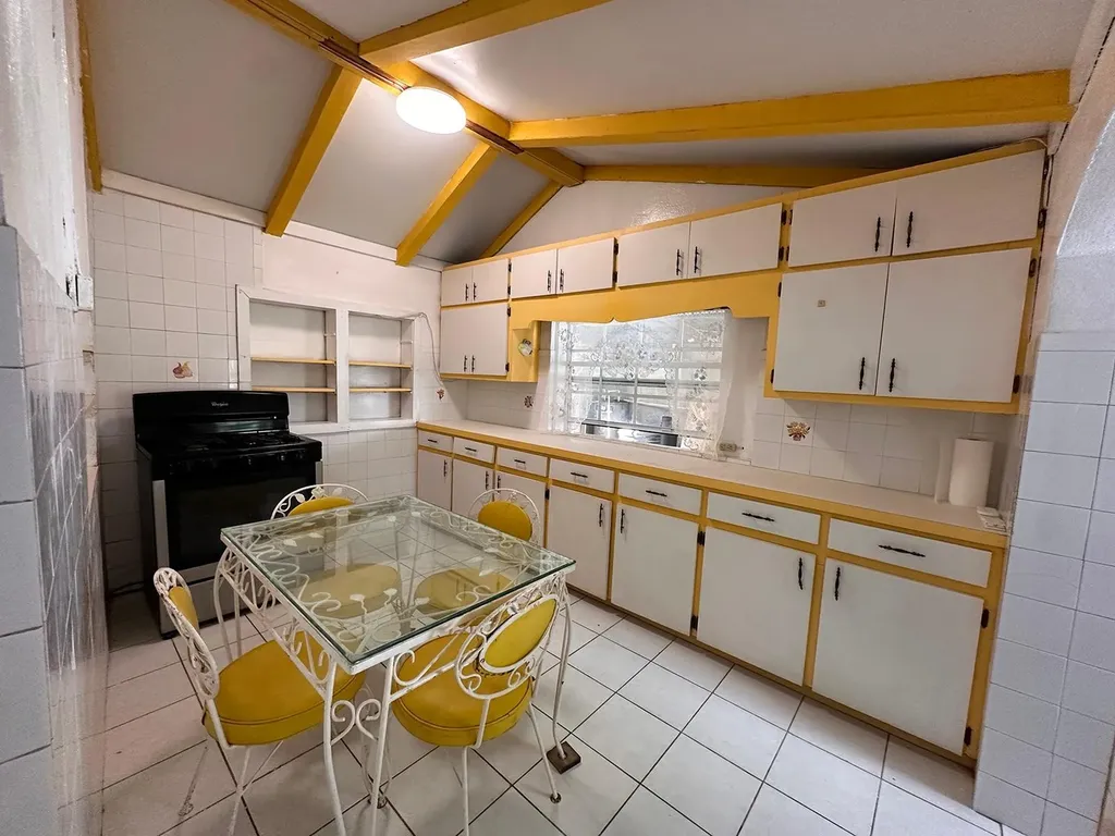 Johnson Road New Providence Paradise Island BS