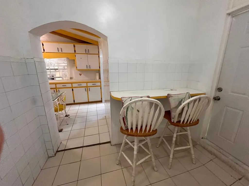 Johnson Road New Providence Paradise Island BS