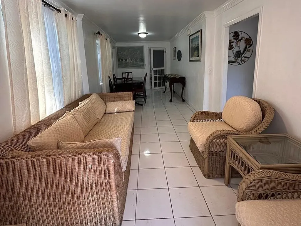 Johnson Road New Providence Paradise Island BS