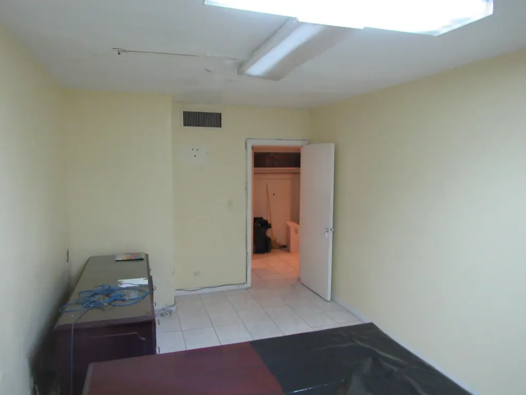 Queen Street 42 New Providence Paradise Island BS