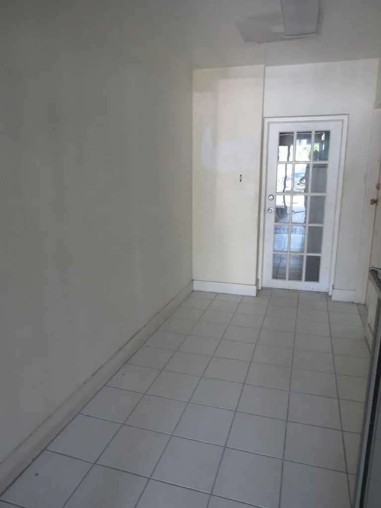 Queen Street 42 New Providence Paradise Island BS