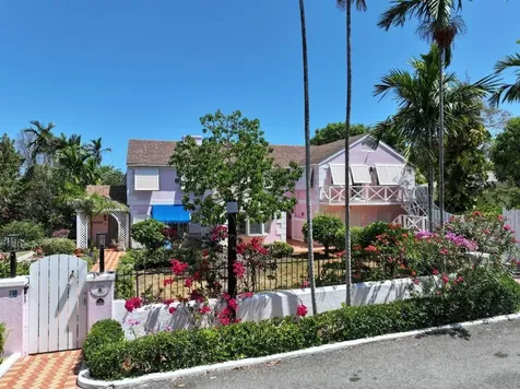 Sunset Drive New Providence Paradise Island BS