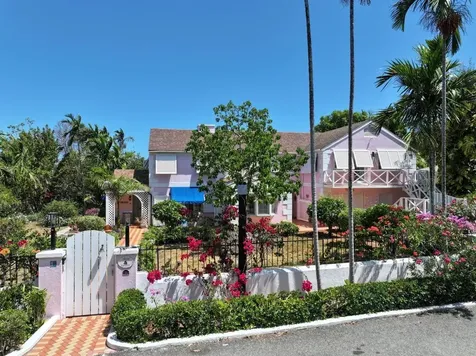 Sunset Drive New Providence Paradise Island BS