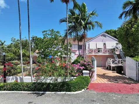 Sunset Drive New Providence Paradise Island BS