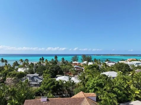 Sunset Drive New Providence Paradise Island BS