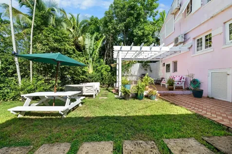 Sunset Drive New Providence Paradise Island BS