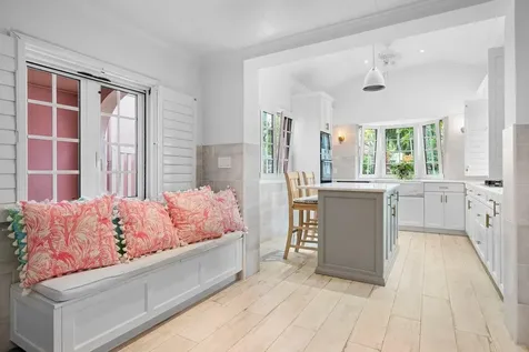 Sunset Drive New Providence Paradise Island BS