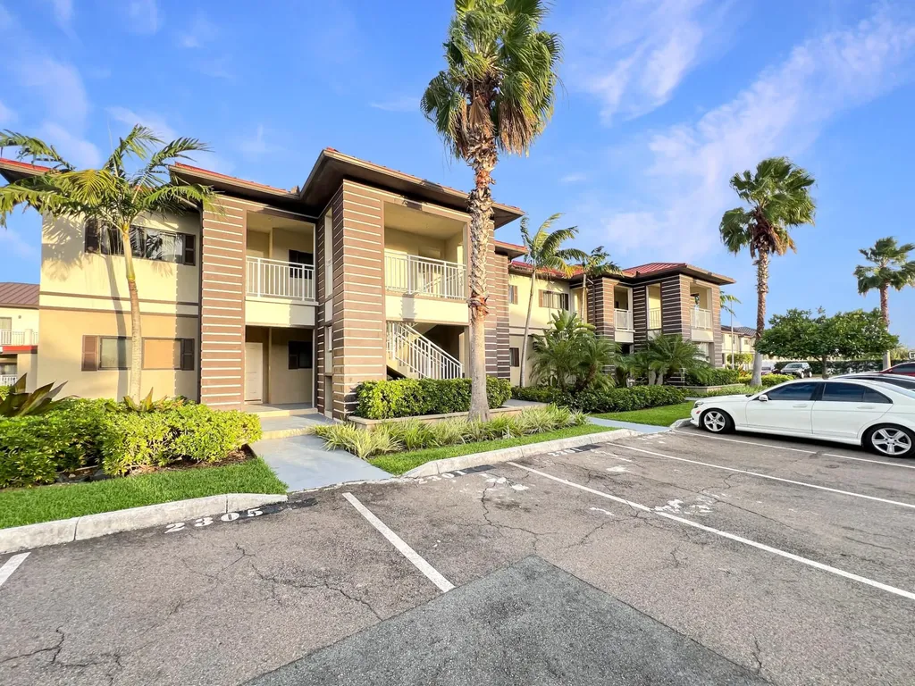 Venetian West New Providence Paradise Island BS