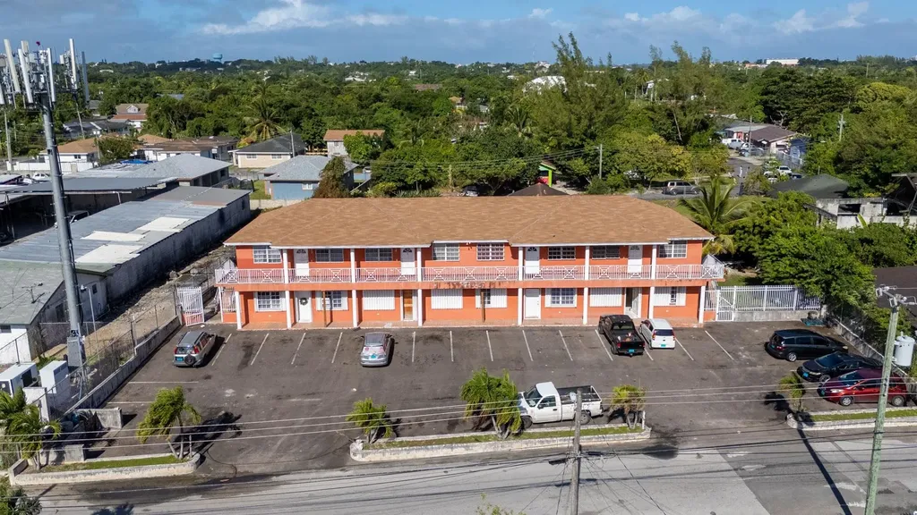 #19 Gilda Street, Kennedy New Providence Paradise Island BS