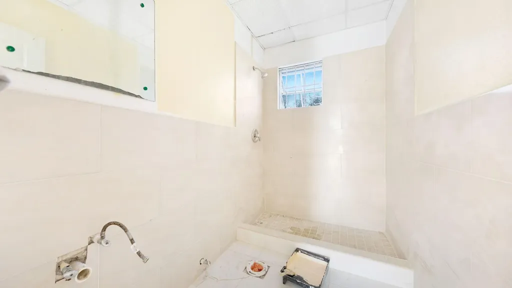 #19 Gilda Street, Kennedy New Providence Paradise Island BS