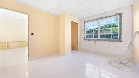 #19 Gilda Street, Kennedy New Providence Paradise Island BS