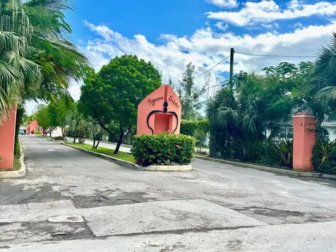 Yuma Estates New Providence Paradise Island BS