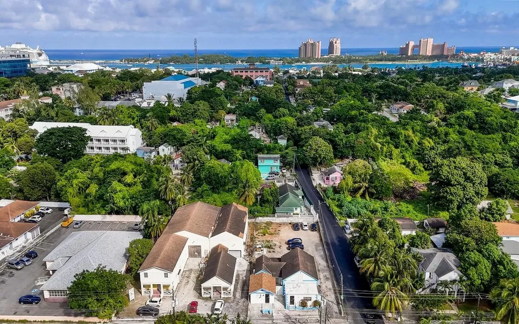 Joseph Evans Building, Shirley Heights New Providence Paradise Island BS