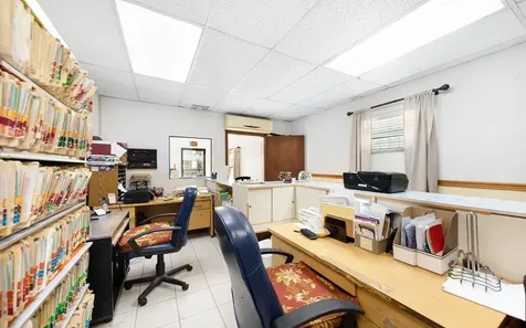 Joseph Evans Building, Shirley Heights New Providence Paradise Island BS