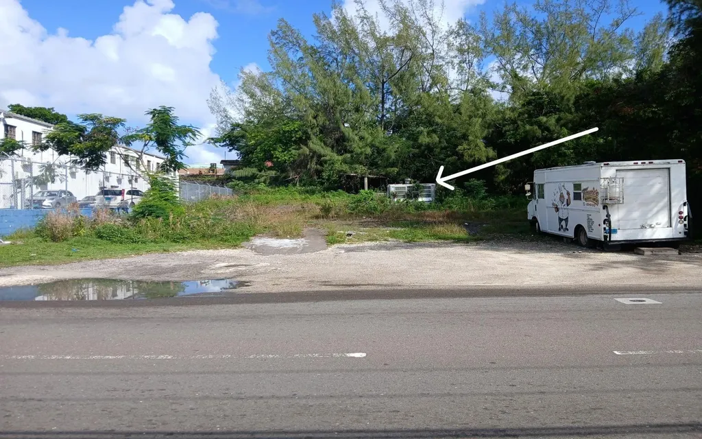 Lot 24, Block 6, Thompson New Providence Paradise Island BS