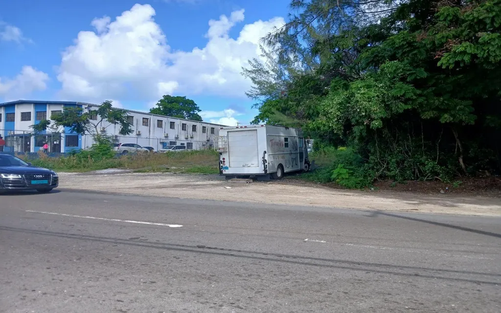 Lot 24, Block 6, Thompson New Providence Paradise Island BS