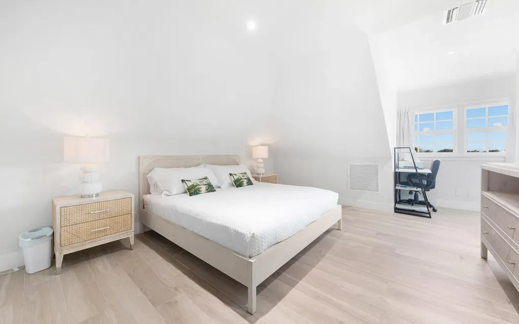 20 Galleon Bay And Slip 8 New Providence Paradise Island BS