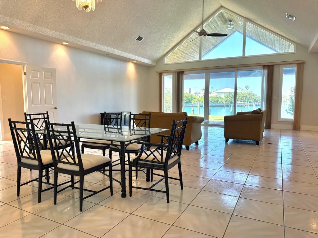 Waters Edge Grand Bahama Freeport BS