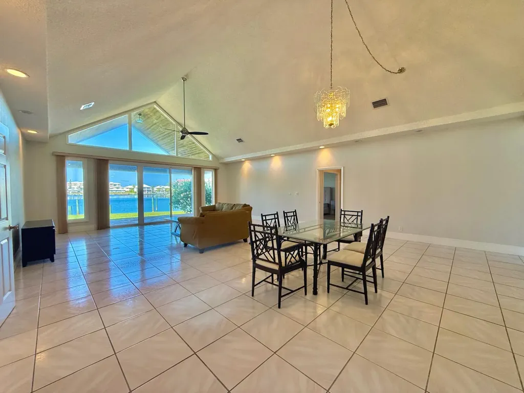 Waters Edge Grand Bahama Freeport BS