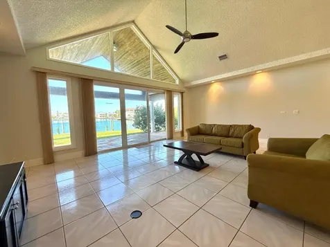 Waters Edge Grand Bahama Freeport BS