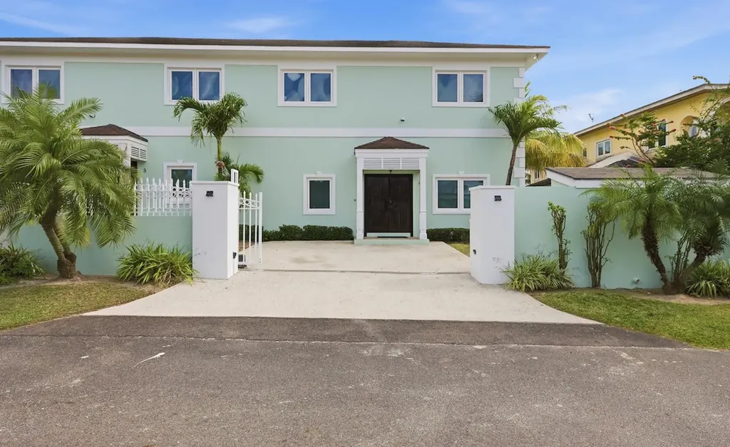 Unit 4, Albury Lane New Providence Paradise Island BS