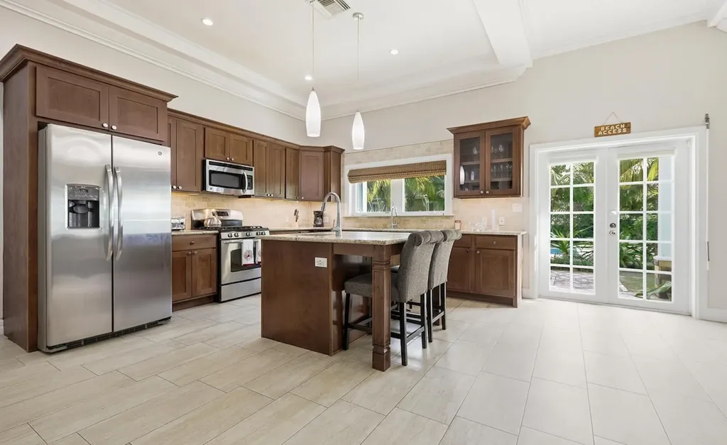 Unit 4, Albury Lane New Providence Paradise Island BS