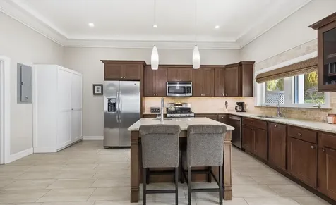 Unit 4, Albury Lane New Providence Paradise Island BS