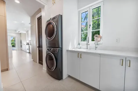 104 Harbourway Ocean Club New Providence Paradise Island BS