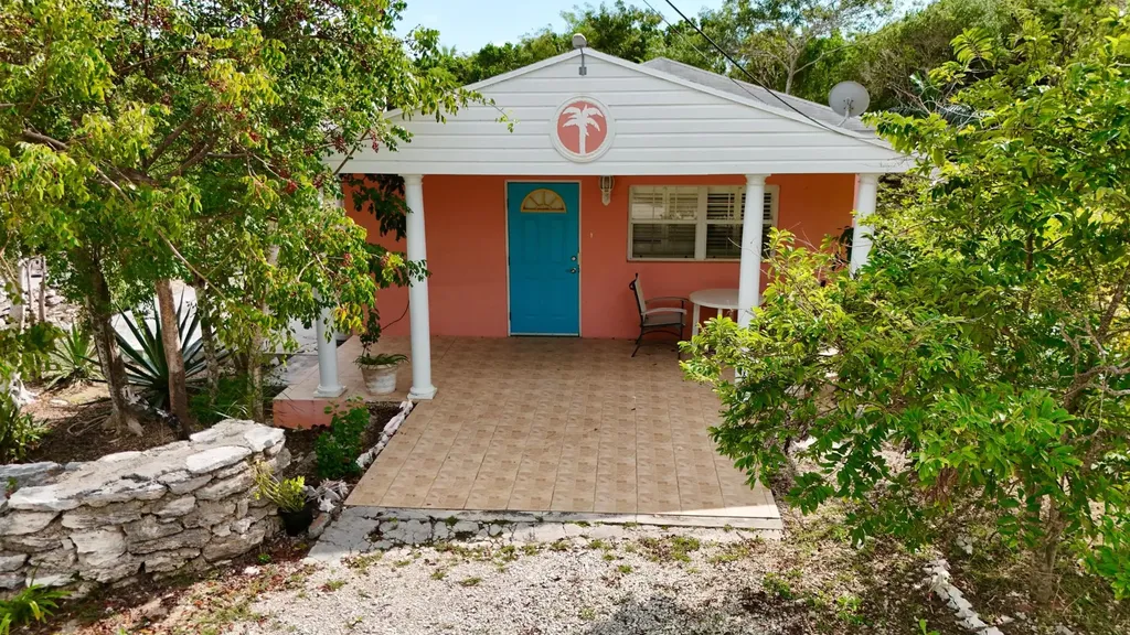 Schooner Road, Flamingo B Exuma BS