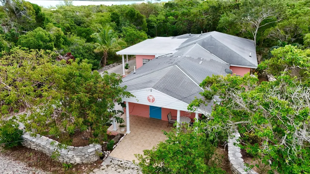 Schooner Road, Flamingo B Exuma BS