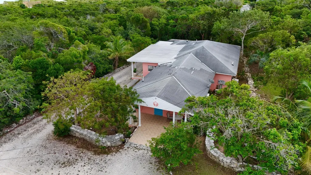 Schooner Road, Flamingo B Exuma BS