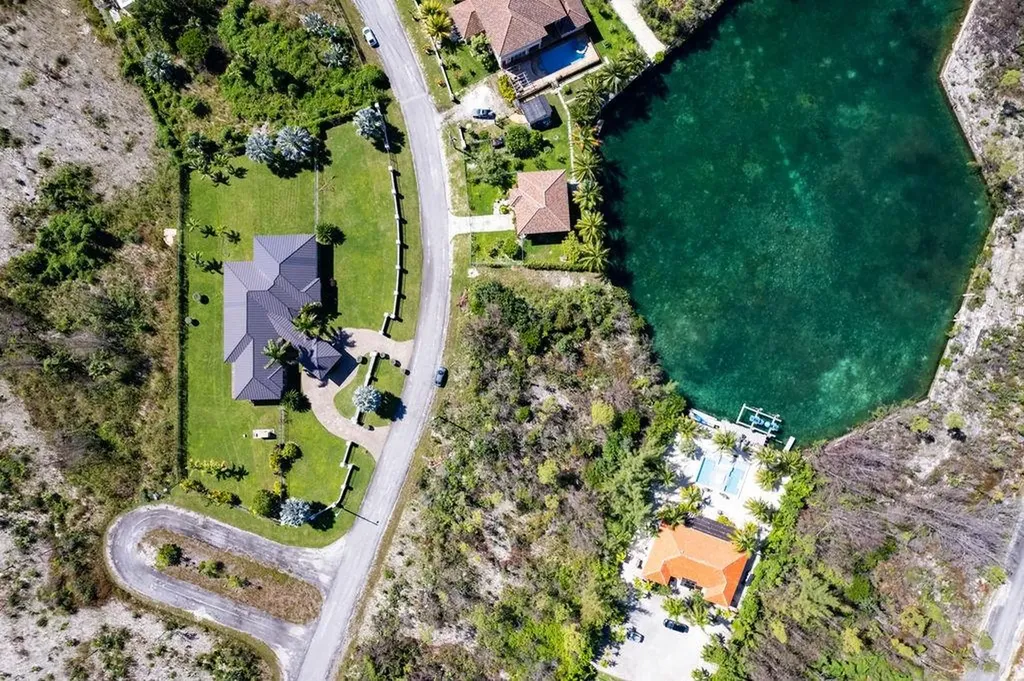 Ingot Drive Grand Bahama Freeport BS