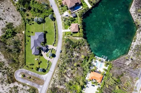 Ingot Drive Grand Bahama Freeport BS