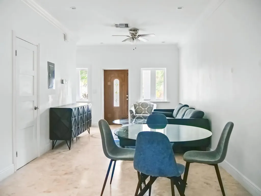 Unit #2, Edgar's Close New Providence Paradise Island BS