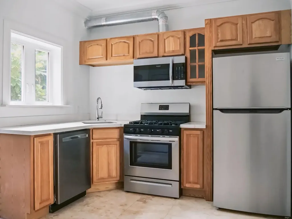 Unit #2, Edgar's Close New Providence Paradise Island BS