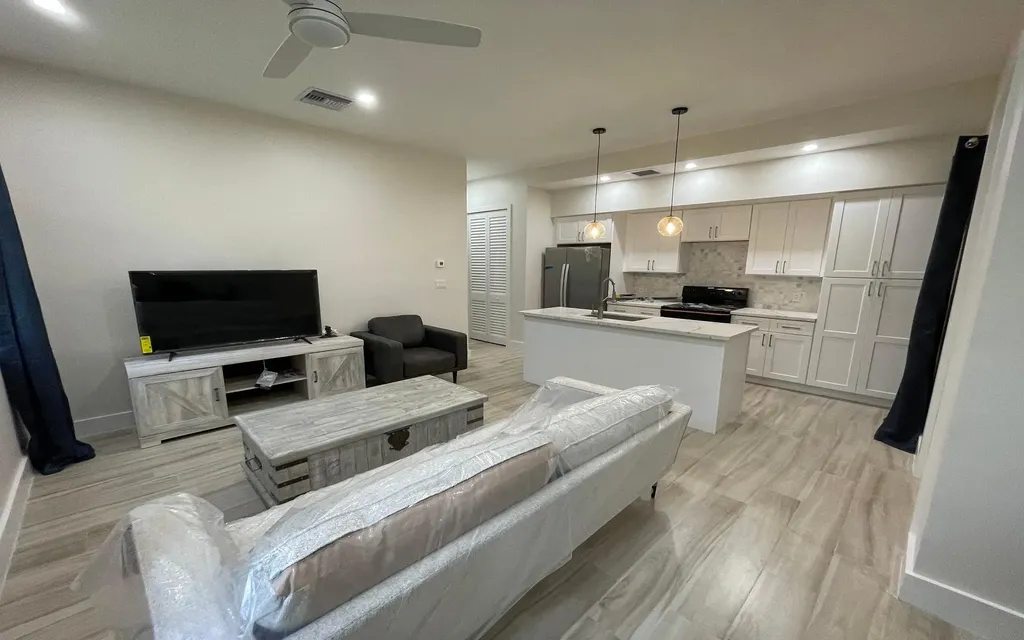 Coconut Cove New Providence Paradise Island BS