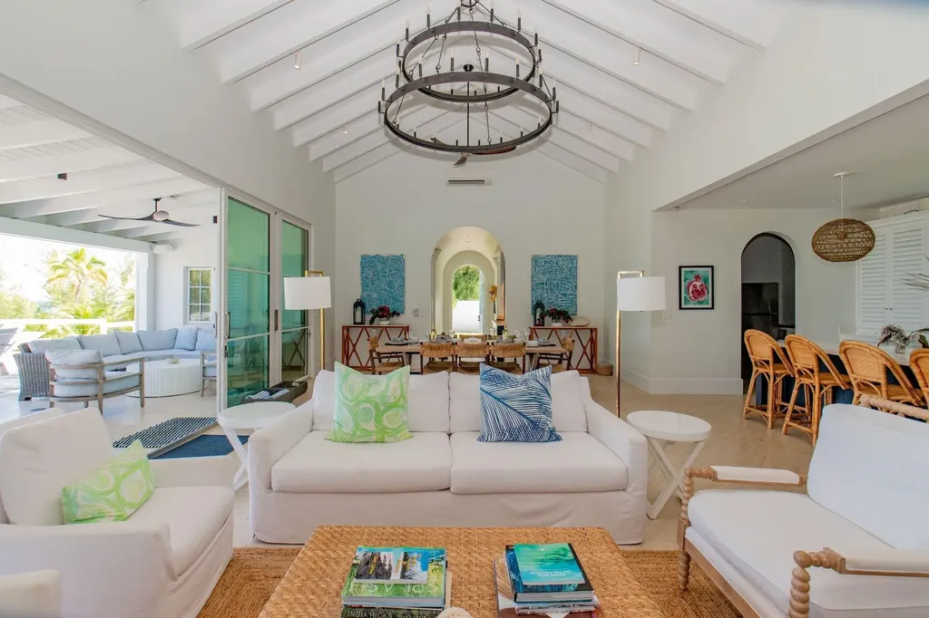 Holiday House Eleuthera BS