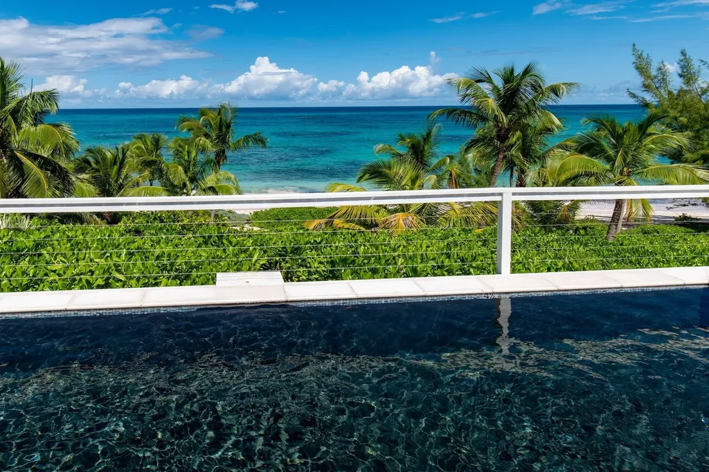 Holiday House Eleuthera BS