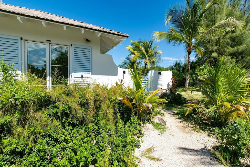 Holiday House Eleuthera BS