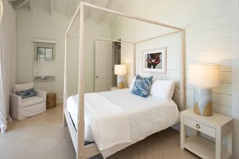 Holiday House Eleuthera BS