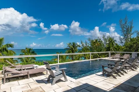 Holiday House Eleuthera BS