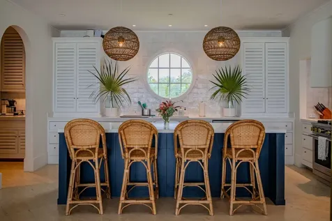 Holiday House Eleuthera BS