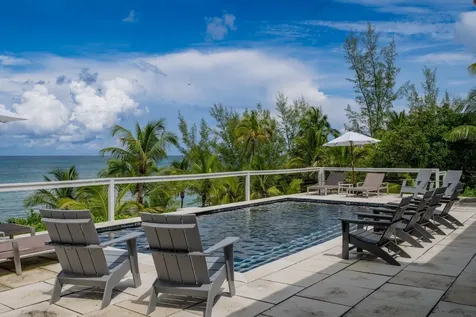 Holiday House Eleuthera BS