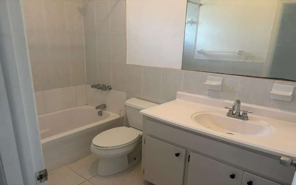 Yorkshire Street New Providence Paradise Island BS