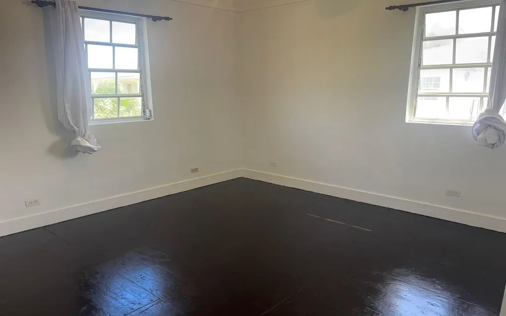 Yorkshire Street New Providence Paradise Island BS