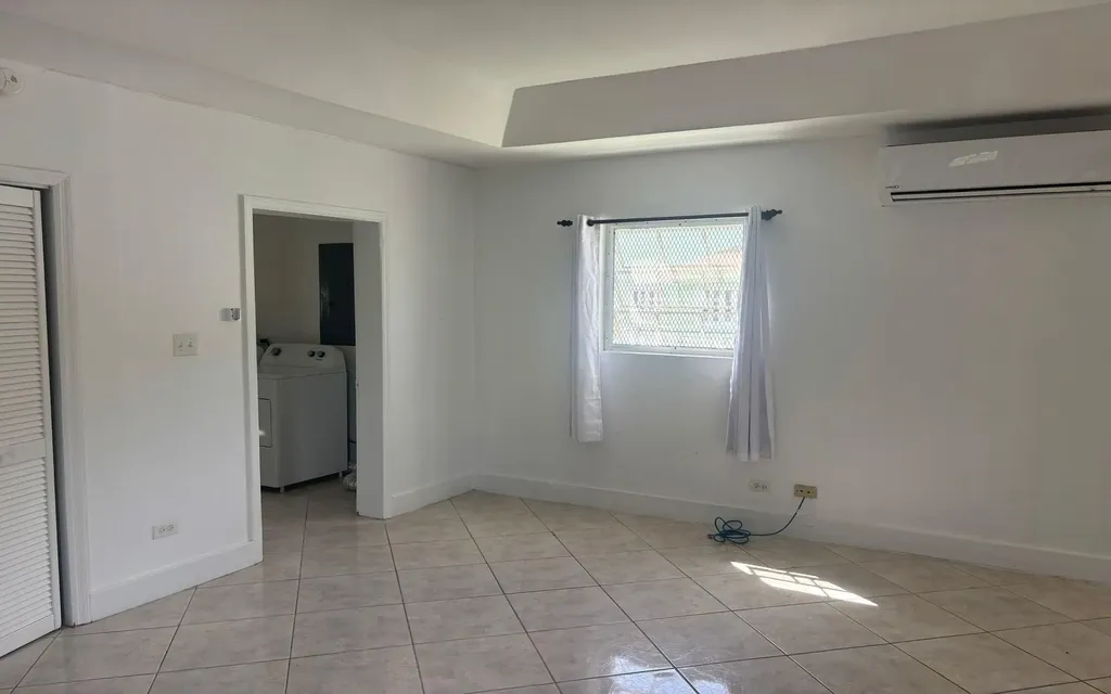 Yorkshire Street New Providence Paradise Island BS