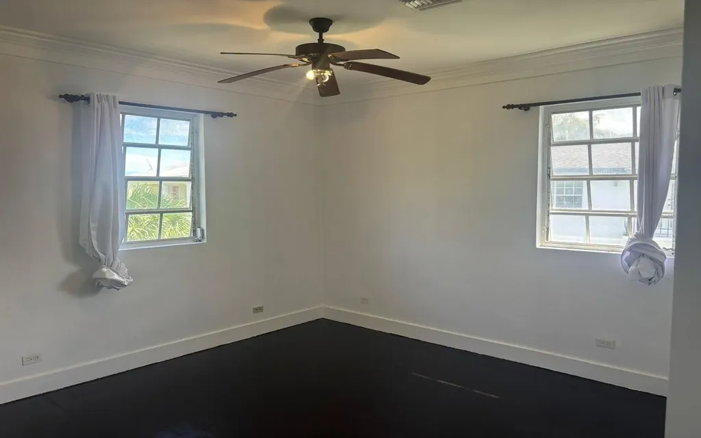 Yorkshire Street New Providence Paradise Island BS