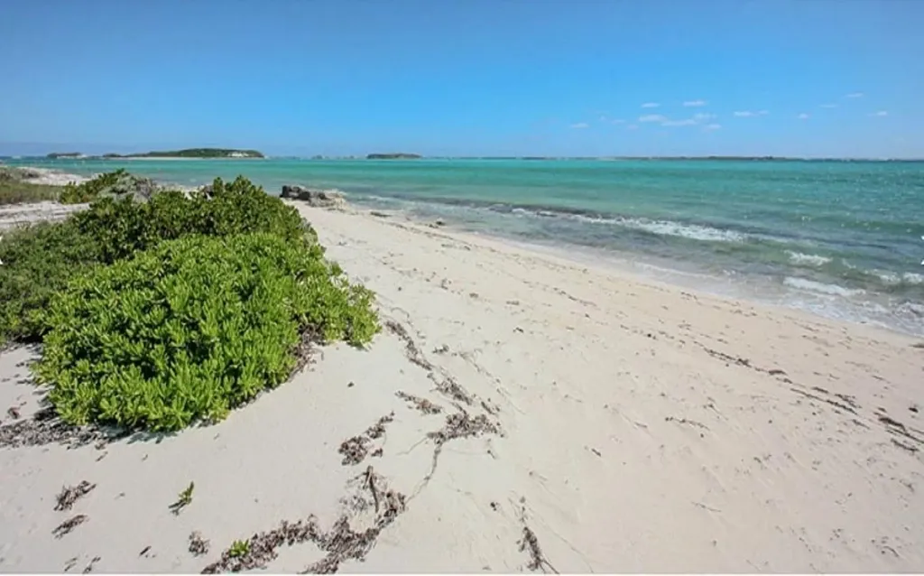 Lot 13 Pigeon Creek San Salvador BS