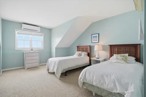 60 Delaporte Point New Providence Paradise Island BS