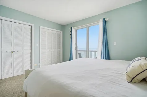 60 Delaporte Point New Providence Paradise Island BS